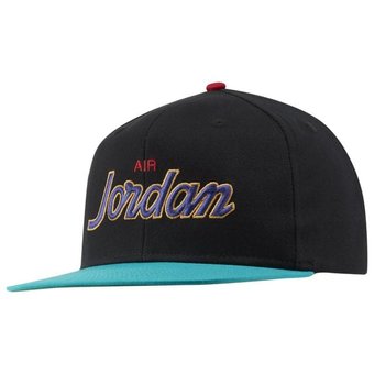 Кепка Air Jordan Snapback Hat Cap AV8448-013