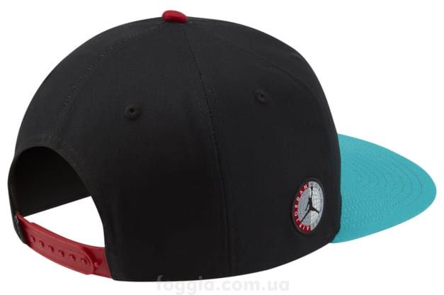 Кепка Air Jordan Snapback Hat Cap AV8448-013