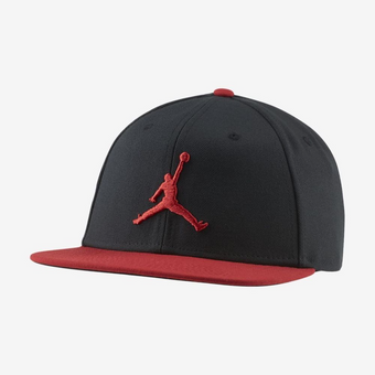 Кепка Jordan Pro Jumpman Snapback Hat AR2118-019
