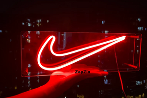 Nike: історія логотипу та значення